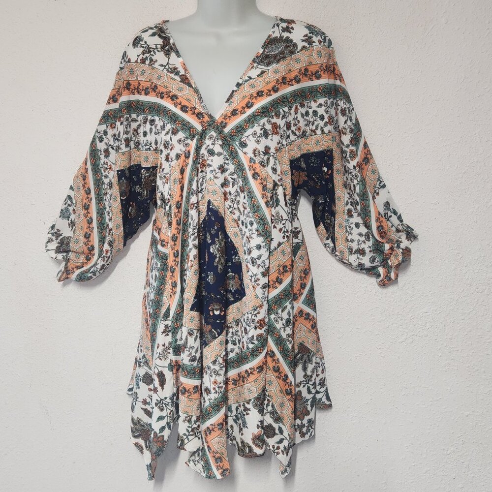 UMGEE *** stylish boho style dress in size Medium NWOT